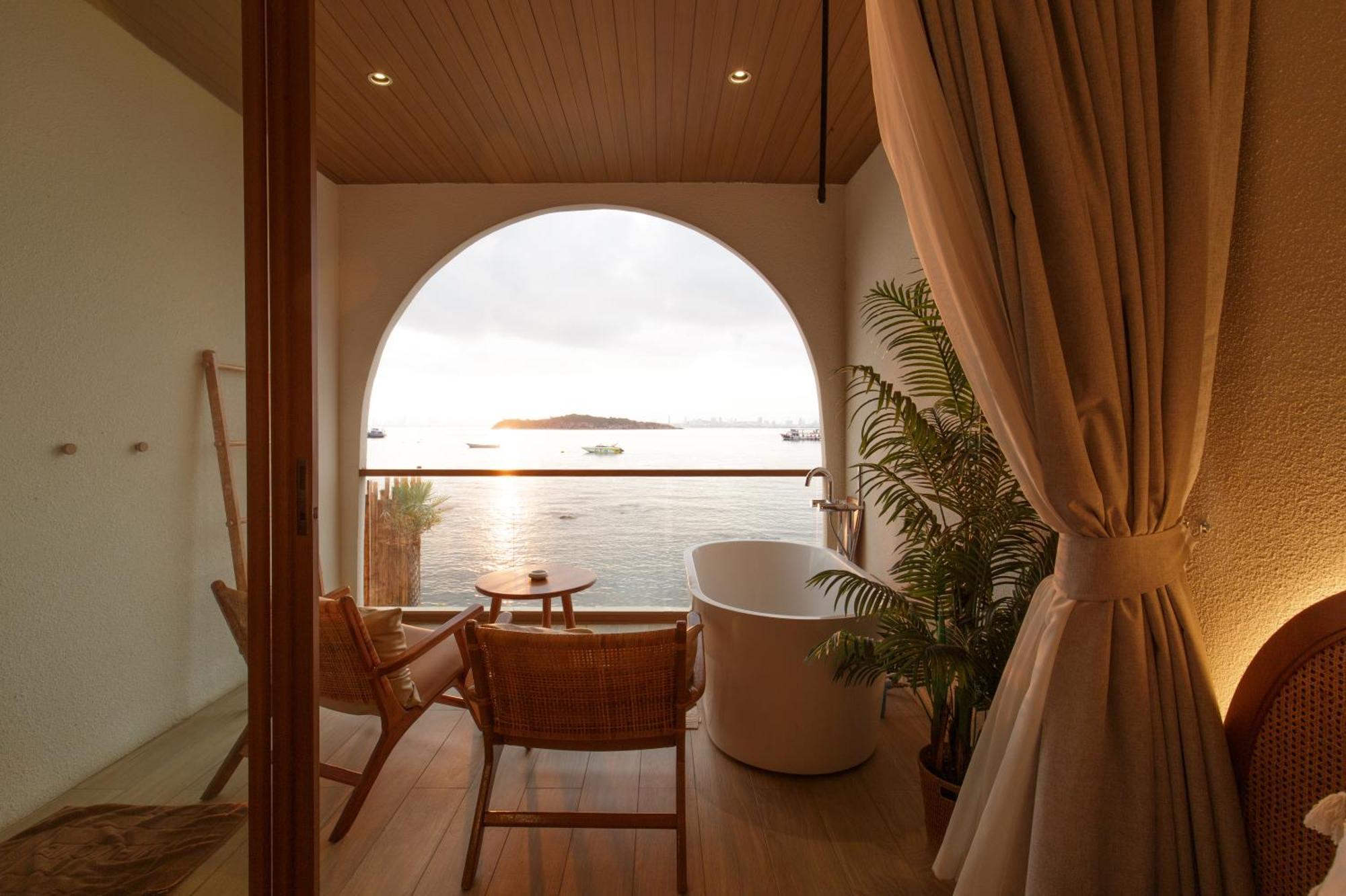 Tasana Bar And Luxury Resort Ko Lan Exteriér fotografie